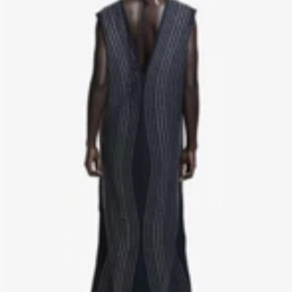 H&M Black Midi Dress with Silver Detailing - Picture 4 of 5